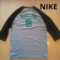 ナイキ tシャツ