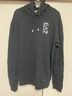 EA7 ブラックパーカー フード付き