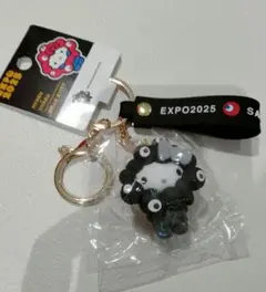 大阪万博　黒ミャクミャク なりきり サンリオ　キティ　ストラップ キーホルダー