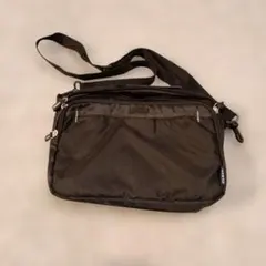 ブラック ナイロン ショルダーバッグ 中型