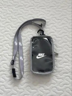 NIKE スポーツアクセサリー クラブ フォーンクロスボディー