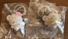 ガチャ めじるしアクセサリー フワフワスノー キティ&プリン