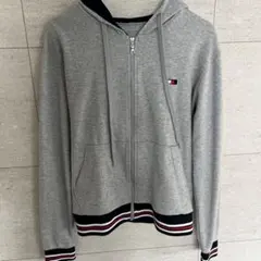 Item thumbnail for item 5cfdec37-90a7-4b58-bea7-a7bdf9f9615a