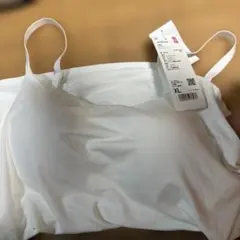 UNIQLO エアリズム ブラキャミソール ホワイト XLのサムネイル