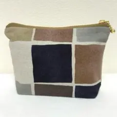 【値下げ不可】未使用品 北欧 個性的 ハンドメイド マチ付きポーチ / ポーチ