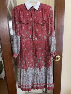 古着　幾何学模様ロングワンピース　プリーツ　レトロ　昭和