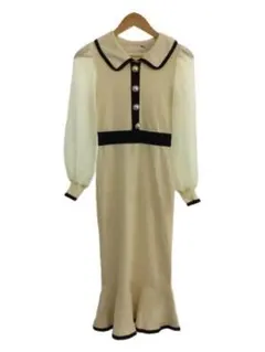 タグ付き、新品未使用 MIIA フレアスリーブワンピース サイズF