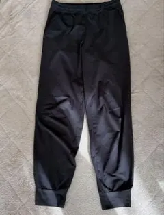 ユニクロ ウルトラストレッチ アクティブジョガーパンツ ブラック S