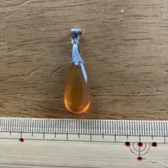琥珀　ペンダントトップ