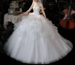 ホワイトウェディングドレス