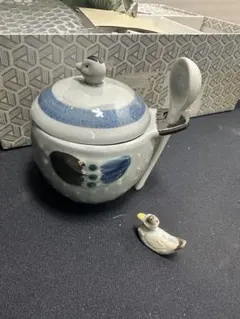 （021）かるがも 蓋つき茶碗蒸し器 スプーン＋箸置き まるほん陶器