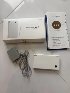 NINTENDO DSi ホワイト 本体