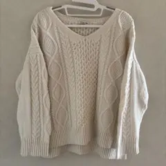GLOBAL WORK アイボリー Vネックケーブル編みニット M