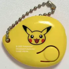 ポケモンライトキーホルダー 希少 レトロ ピカチュウ 新品 - メルカリ
