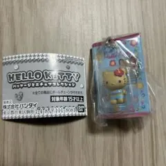 ガチャ　パッケージミニチュアコレクション　ハローキティ　日焼けキティ