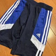 adidas ストライプ ハーフパンツ