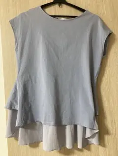オンワード樫山　Feroux 半袖 Tシャツ ペプラムブルー　トップスチュニックのサムネイル