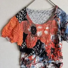 美品✨【S】半袖 花柄 Tシャツ フラワー レディース トップス レトロ 古着