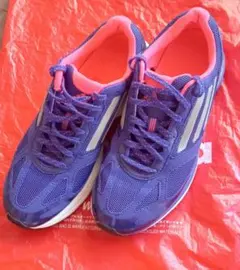 【adidas】ランニングシューズ　レディース　25cm 紫