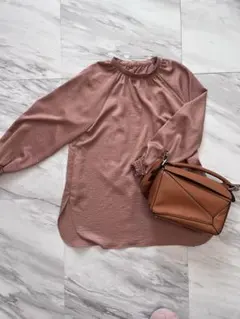 ピンク 長袖 シャツ ギャザー入り