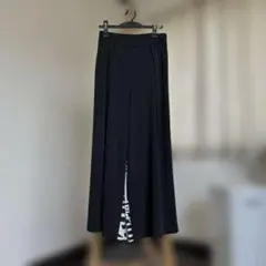 アドーア　後ろプリーツパンツ