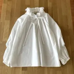 新品未使用】HYEON 長袖 ブラウス ホワイト フリーサイズ - メルカリ