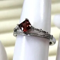 ガーネット リング