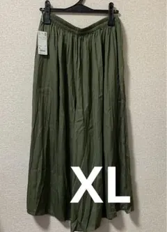 新品未使用【ユニクロ】プリーツパンツ　XL オリーブ