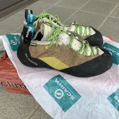 Item thumbnail for item d4f58ffd-3790-4644-ae7d-5cd4a4e01645