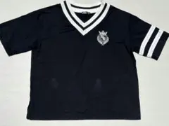 TRAVAS JAPAN Tシャツ　Vネック　エンブレムワッペンのサムネイル