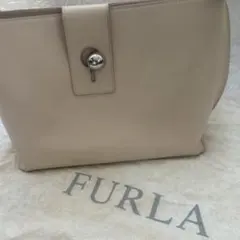 FURLA レザー トートバッグ ベージュ シルバー金具　ワンショルダー