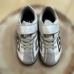 サッカー　トレシュー　16cm