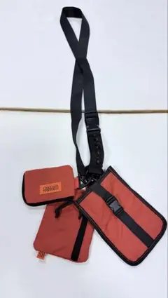 まとめ以外値下げ不可Universal overallマルチポーチ