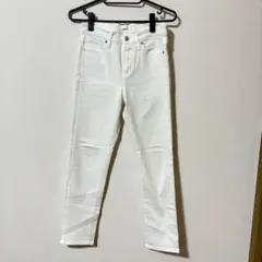 UNIQLO ホワイト スキニージーンズ