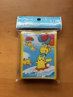 ポケモンカードゲーム デッキシールド なみのりピカチュウ＆そらをとぶピカチュウ