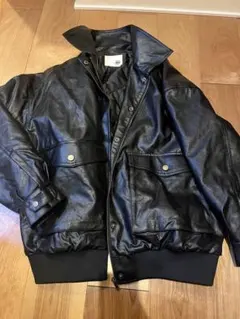 黒 レザージャケット ボタン付き 襟付き