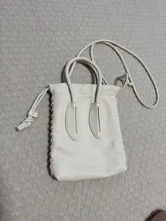 【美品】アドカラム　ホワイトレザーショルダーバッグ