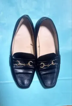 黒靴・ローファー