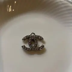 CHANEL シルバーダブルCロゴチャーム大