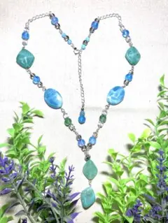 水色系ビーズのロングネックレス