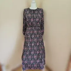 ナチュラルビューティベーシック とても素敵な花柄の上品 ワンピース