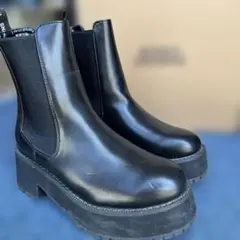 RODEO CROWNS ブラック サイドゴアブーツ Lのサムネイル