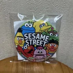 セサミストリート 缶バッジ　USJ