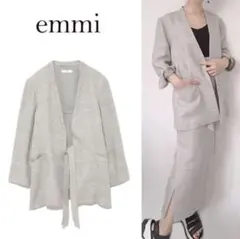 ◆新品◆ emmi atelier（エミ アトリエ） ノーカラージャケットのサムネイル