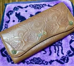 ANNA SUI エンボス加工 長財布 型押し牛革