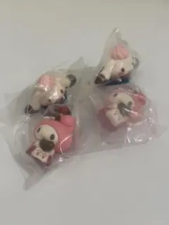 サンリオキャラクターズ チョコレートドール ガチャ 4個セット！