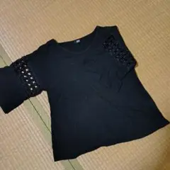 ♡RyuRyu♡ブラック♡透かし袖デザイン♡半袖 カットソー ♡のサムネイル