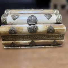 Item thumbnail for item 2ce7ff27-9762-4956-952c-e8b4ca2e5104