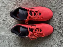 adidas サッカーシューズ スニーカー　23.5センチ