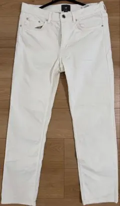 【新品未使用】レギュラーフィットデニムパンツ